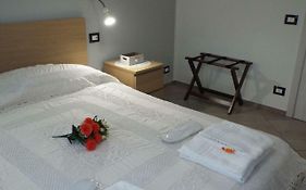 Cefalù Studio Room&Apartments
